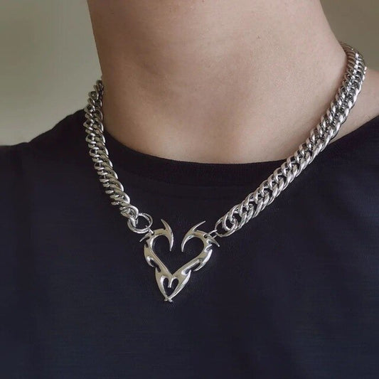 Tribal Thorns Heart Neckless